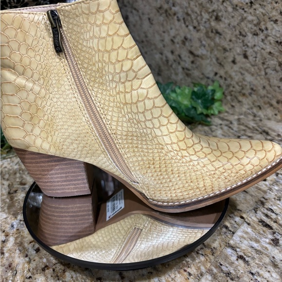 Arider Girl Danika faux snake skin ankle boots • Size 7M - Picture 3 of 7